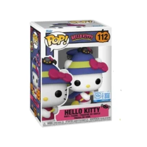 Este Funko Hello Kitty 112 SE se observa una escoba en las manos y y un sombrero con un lazo.